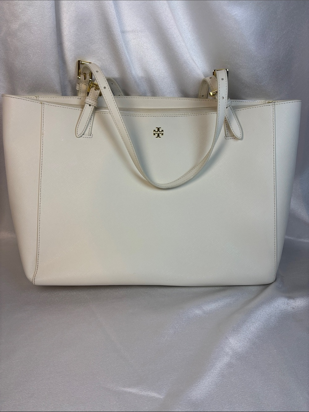 Tory Burch Cream Leather Tote Bag - Elegant Everyday Carryall